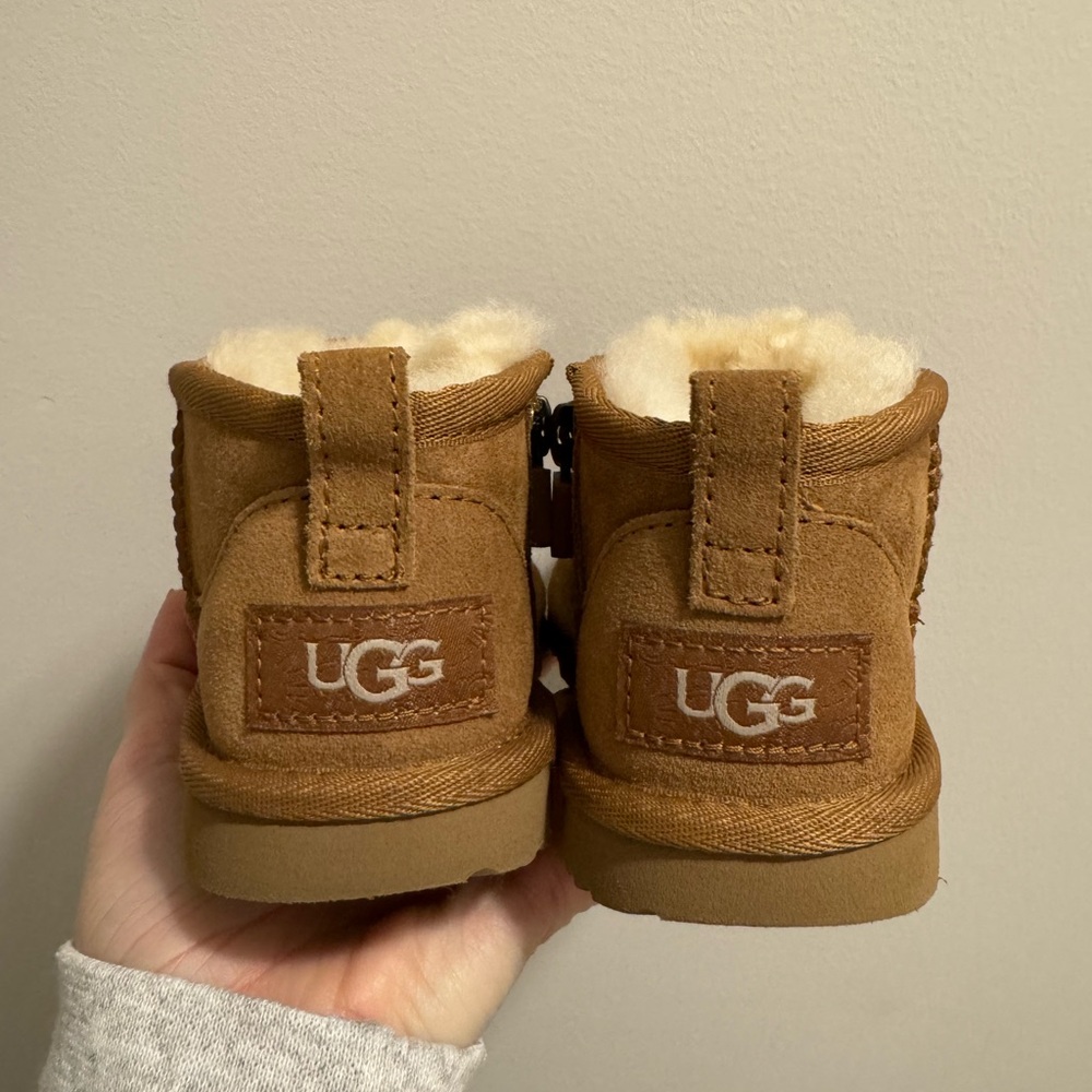UGG® Classic Ultra Mini Boot - Toddler / Little Kid - Chestnut